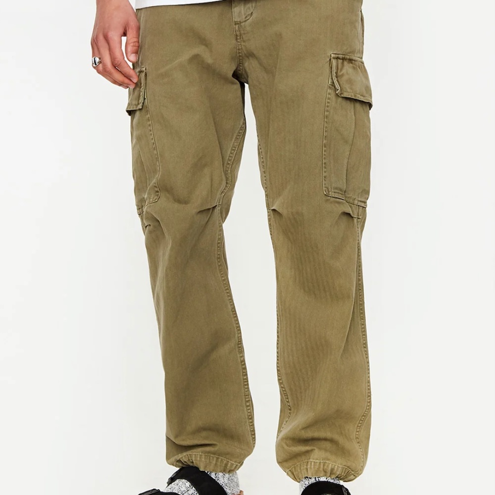 NWT General Admission Green Cargo Pants - Size 34